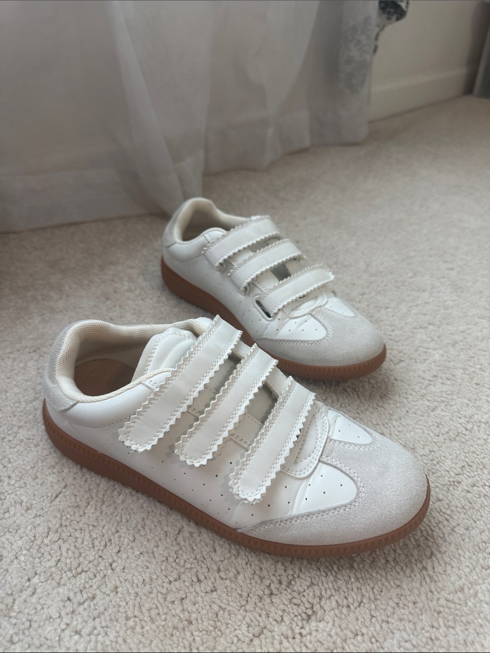 Steve Madden MOMENTUM Velcro Sneakers